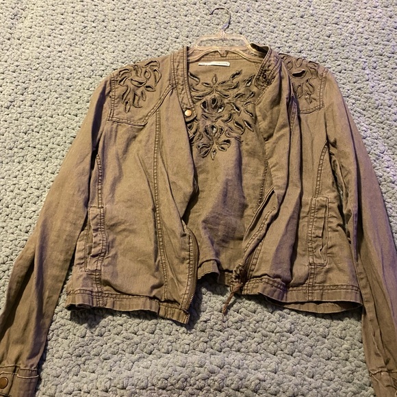 Green Fashion Jacket - Picture 1 of 4